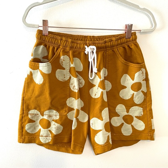Big Bud Press Pants - Big Bud Press paint stamp daisy sweat shorts